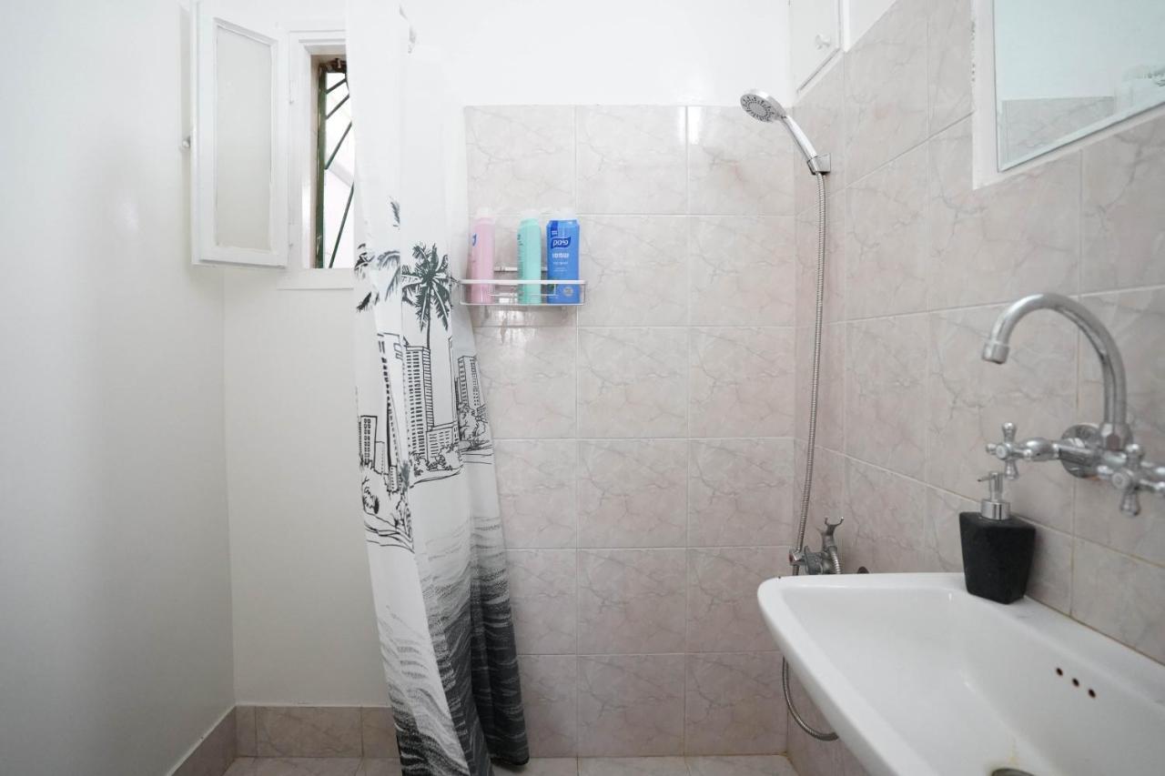 Appartamento דירה יפה ומרווחת במרכז העיר Eilat Esterno foto